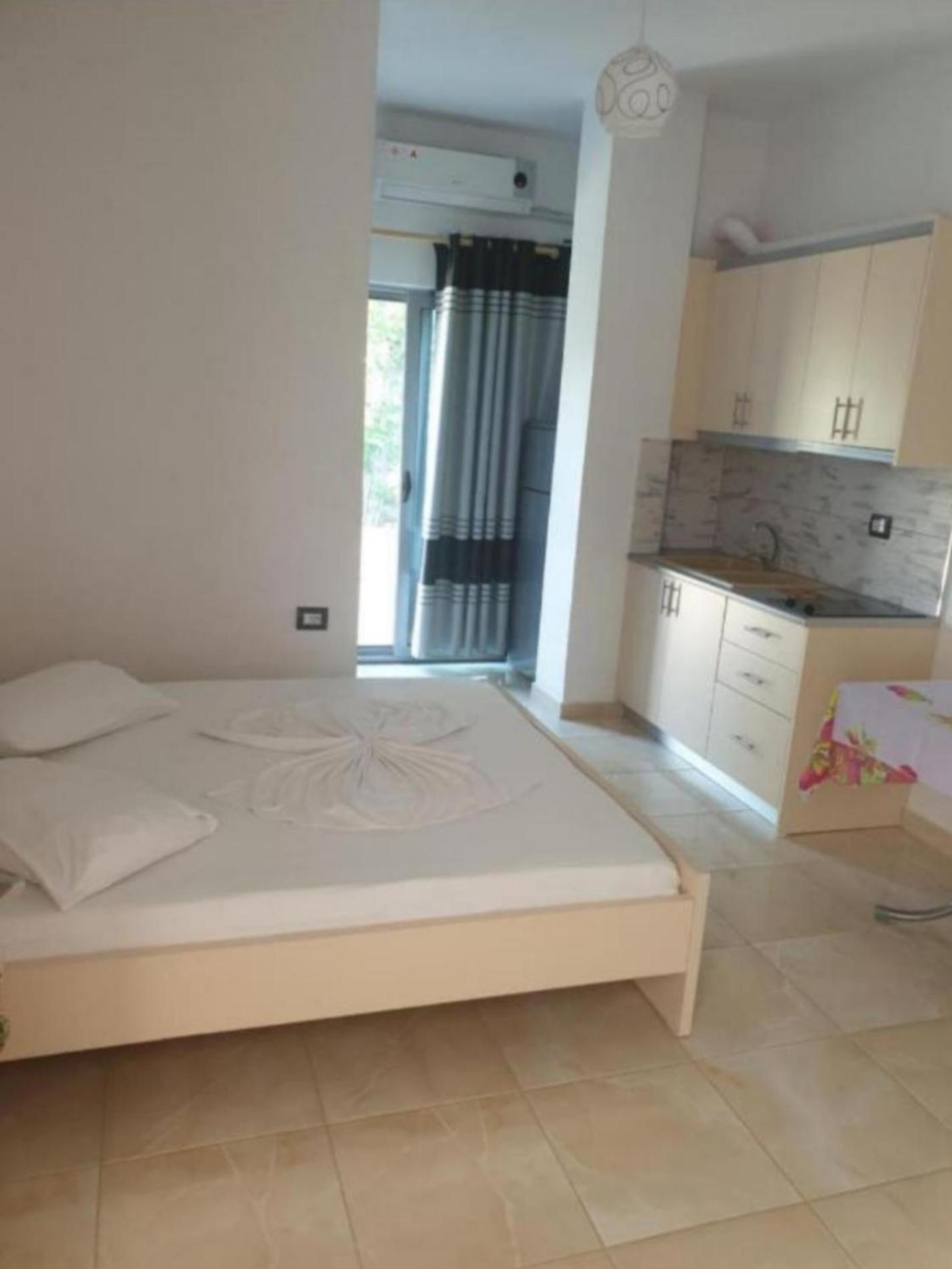 Alinani Apartments Ksamil Exterior photo